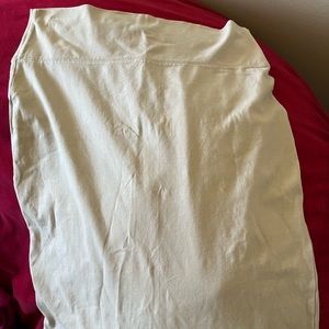 Grey stretchy pencil skirt